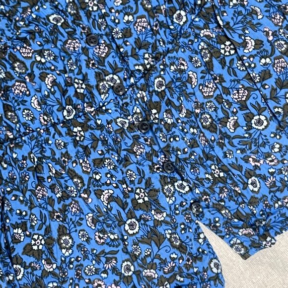 Old Navy | Blue Floral Waist-Defined V-Neck Button Front Blouse | Medium - Picture 5 of 9